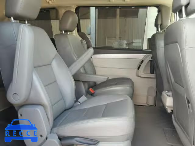 2010 VOLKSWAGEN ROUTAN SEL 2V4RW5DX9AR316164 image 5