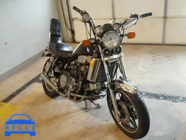 1982 HONDA VF750C JH2RC0718CM005464 Bild 0