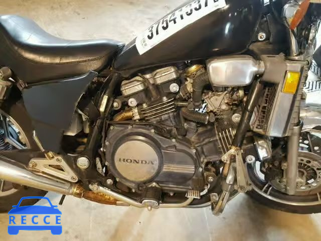 1982 HONDA VF750C JH2RC0718CM005464 Bild 6