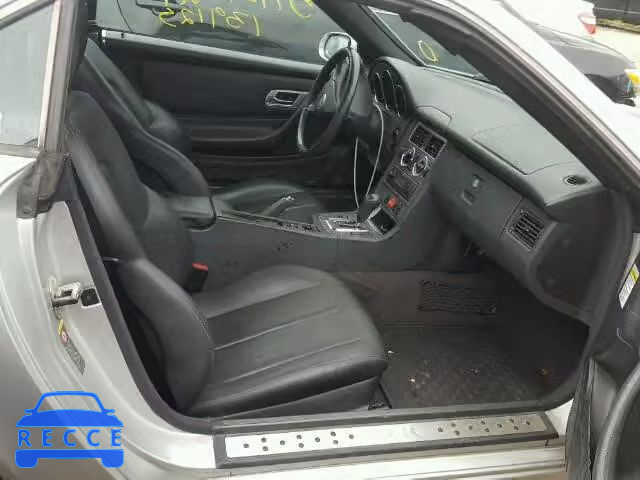 2002 MERCEDES-BENZ SLK WDBKK49F32F255791 image 4