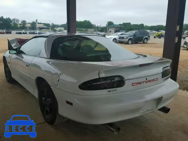 1997 CHEVROLET CAMARO Z28 2G1FP22P2V2125673 Bild 2