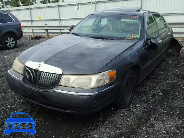 1998 LINCOLN TOWN CAR 1LNFM82W2WY693755 image 1