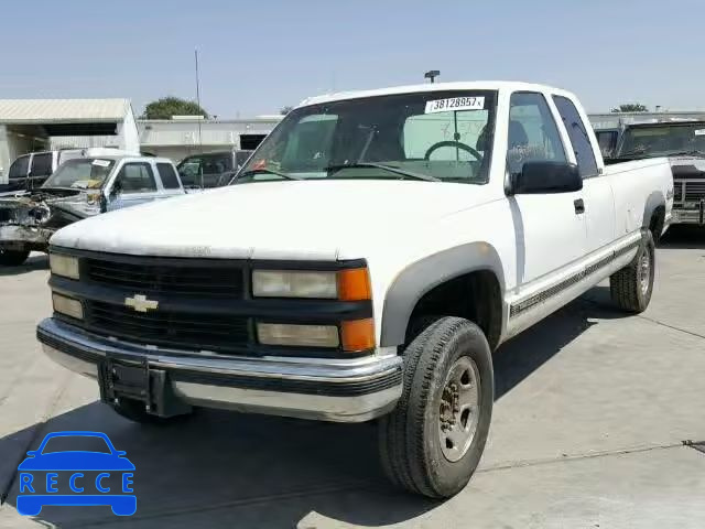 1996 CHEVROLET K2500 1GCGK29R3TE185223 Bild 1