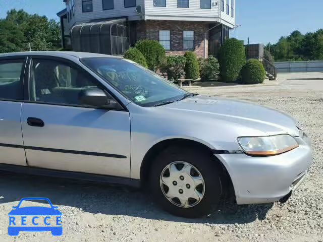 2001 HONDA ACCORD DX JHMCF86421C000052 image 8