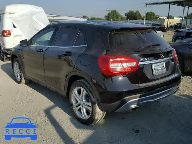 2017 MERCEDES-BENZ GLA 250 WDCTG4EB1HJ306926 Bild 2