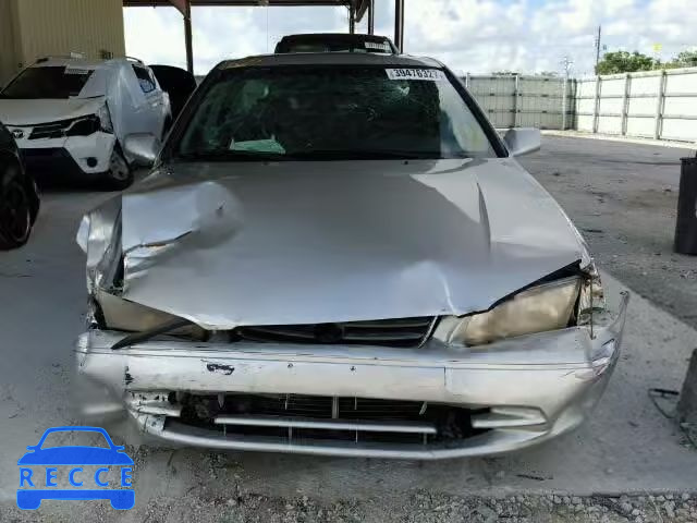 2000 TOYOTA CAMRY JT2BF22K1Y0281988 image 8