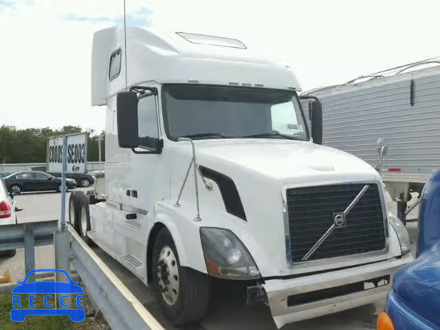 2010 VOLVO VNL 4V4NC9TG1AN275525 Bild 0