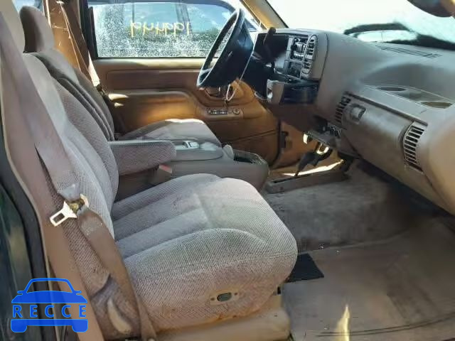 1995 CHEVROLET SUBURBAN 1GNFK16K7SJ459646 image 4