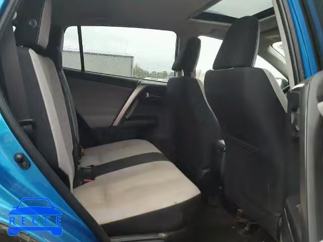 2017 TOYOTA RAV4 HV LE JTMRJREV4HD097298 image 5