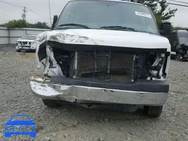 2015 GMC SAVANA 1GTW7FCF9F1113912 image 8