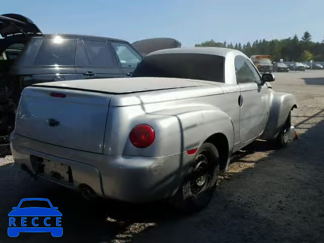 2006 CHEVROLET SSR 1GCES14H16B121767 Bild 3