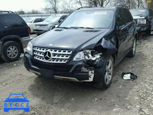 2010 MERCEDES-BENZ ML 350 BLU 4JGBB2FB1AA580146 Bild 1