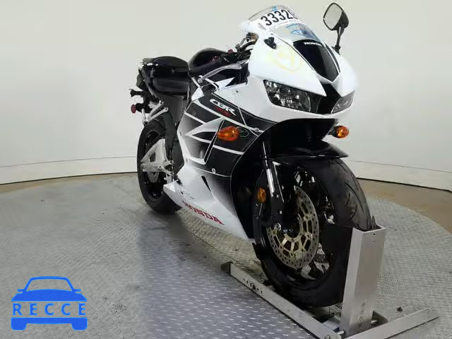 2016 HONDA CBR600 RR JH2PC40J5GK200674 Bild 1