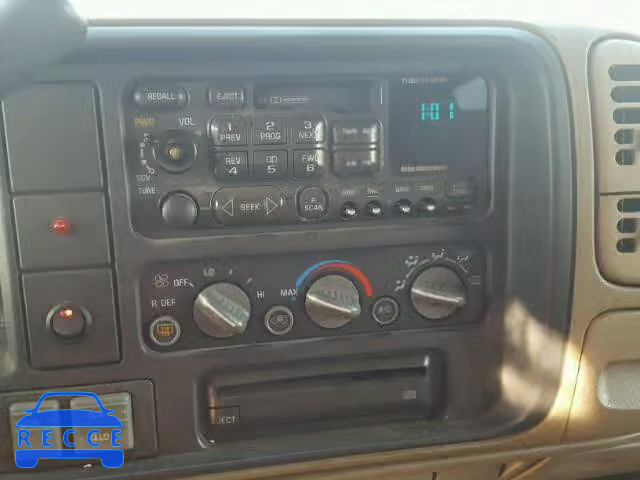 1996 GMC SUBURBAN K 3GKGK26J1TG500872 image 8