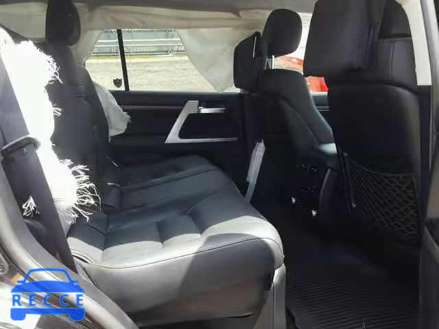 2017 TOYOTA LAND CRUIS JTMCY7AJ7H4049187 image 5