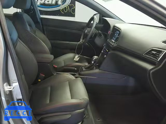2018 HYUNDAI ELANTRA SP KMHD04LB3JU518504 image 4
