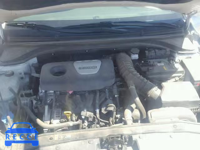 2017 HYUNDAI ELANTRA SP KMHD04LB8HU356069 image 6