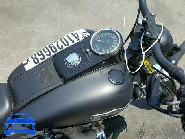 2009 HARLEY-DAVIDSON FXSTB 1HD1JA5319Y039235 Bild 4