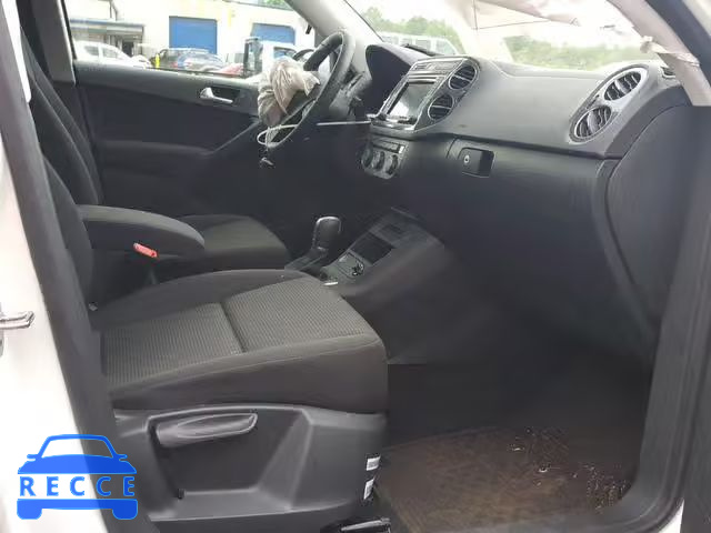 2018 VOLKSWAGEN TIGUAN LIM WVGBV7AX9JK004421 Bild 4