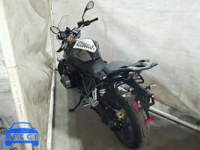 2018 BMW R1200 R WB10A1404JZ198105 image 2