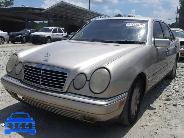 1999 MERCEDES-BENZ E 300TD WDBJF25H2XA747549 image 1