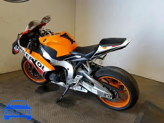 2015 HONDA CBR1000 RR JH2SC594XFK700129 image 2