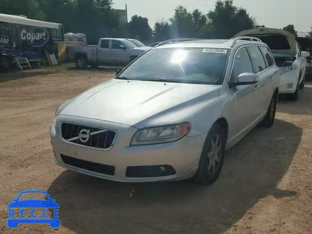 2010 VOLVO V70 3.2 YV1960BW2A1151158 image 1