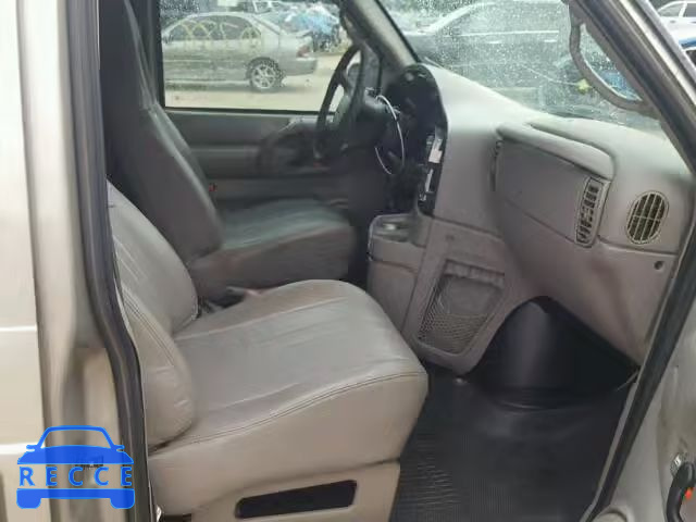 2004 GMC SAFARI XT 1GTDM19X64B508883 image 4