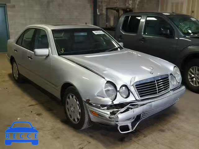 1999 MERCEDES-BENZ E 300TD WDBJF25HXXA935509 image 0