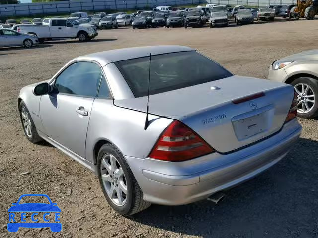 2002 MERCEDES-BENZ SLK 230 KO WDBKK49F12F247883 image 2