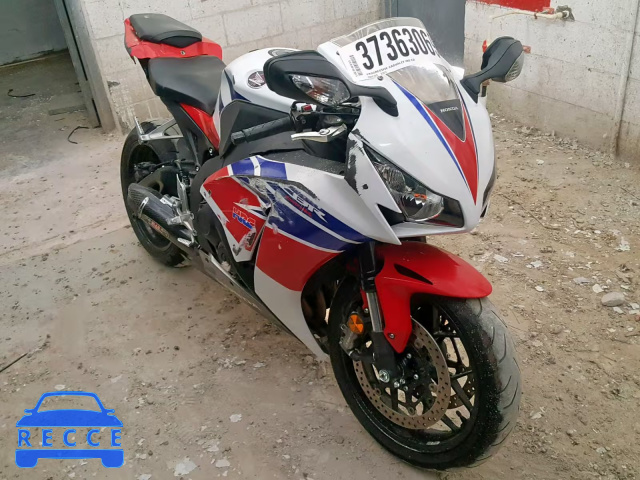 2015 HONDA CBR1000 RR JH2SC5903FK700180 Bild 0