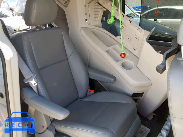 2014 VOLKSWAGEN ROUTAN SE 2C4RVABG3ER134829 зображення 5