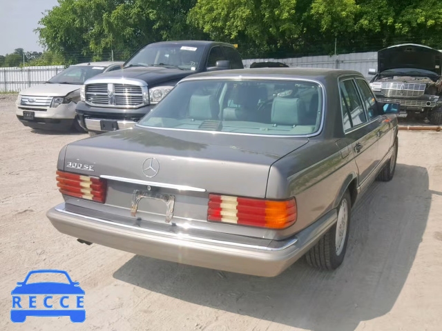 1988 MERCEDES-BENZ 300 SE WDBCA24D2JA396428 Bild 3