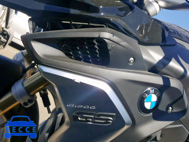 2018 BMW R1200 GS WB10A610XJZ657266 image 8