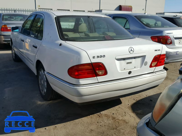 1996 MERCEDES-BENZ E 300D WDBJF20F2TJ022632 зображення 2