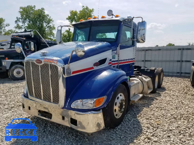 2010 PETERBILT 384 1XPVDU9X2AD796700 Bild 1