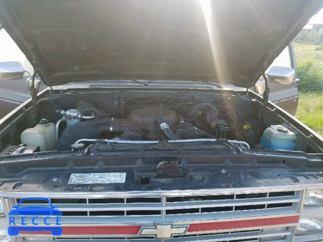 1987 CHEVROLET SUBURBAN R 1GNGR26N2HF153983 зображення 6