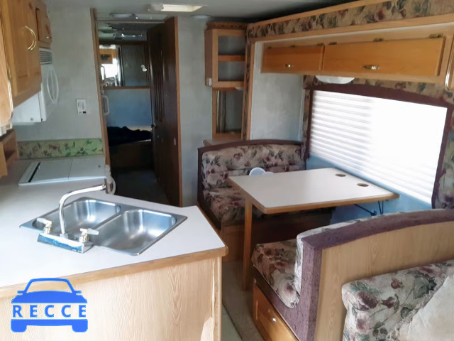 2002 WORKHORSE CUSTOM CHASSIS MOTORHOME 5B4MP67G123350716 image 5