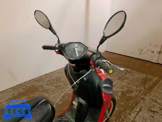 2010 ACURA SCOOTER L8YTCAPX4AY011410 Bild 4