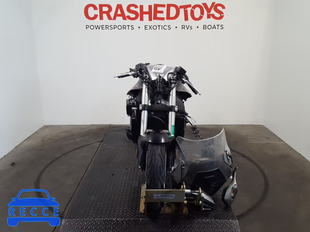 2013 HONDA VFR1200 F JH2SC6312DK300129 Bild 2