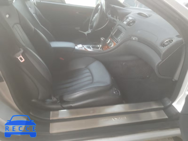 2009 MERCEDES-BENZ SL 63 AMG WDBSK70F79F150888 image 4