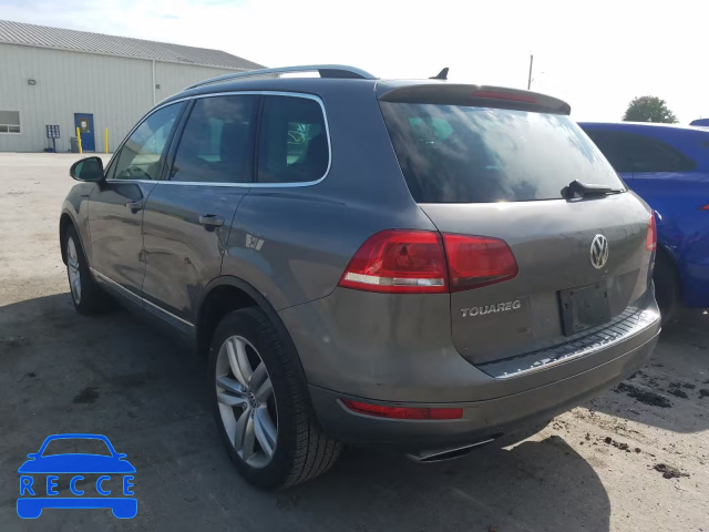 2013 VOLKSWAGEN TOUAREG TD WVGDP9BP1DD001146 Bild 2