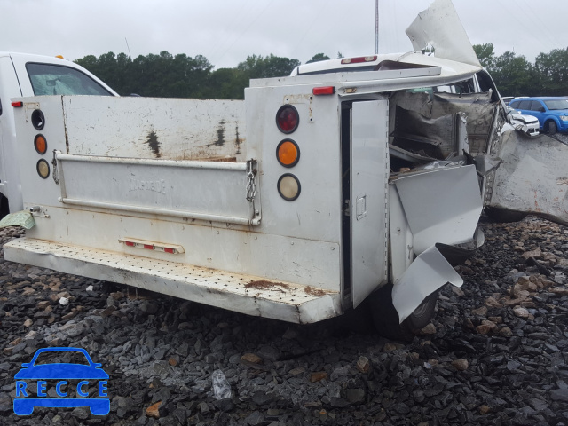 2004 CHEVROLET 3500 1GBJC33274F237909 зображення 3