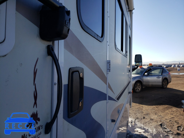 2004 FORD MOTORHOME 1F6MF53S140A12306 image 4