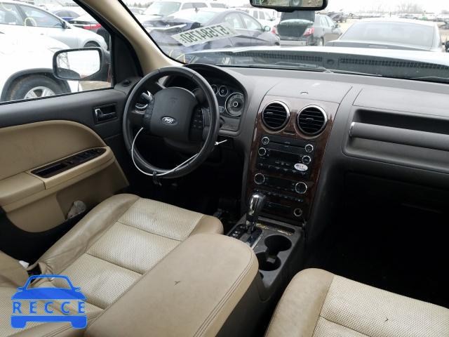 2009 FORD TAURUS X E 1FMDK07W49GA03716 image 8