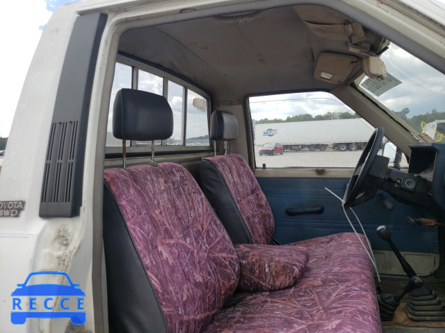 1985 TOYOTA PICKUP RN6 JT4RN60R2F5051537 image 5