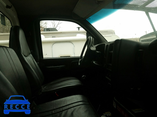 2004 GMC C7500 C7C0 1GDJ7C1C34F506642 image 4