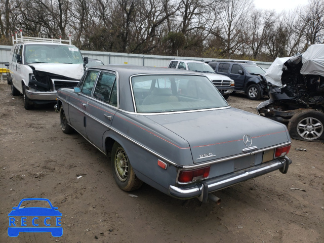 1969 MERCEDES-BENZ 240 11401010027192 image 2