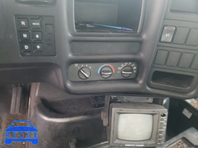 2004 GMC C7500 C7C0 1GDJ7C1314F503996 image 8
