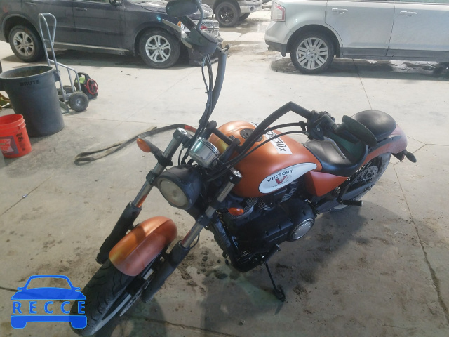 2017 VICTORY MOTORCYCLES HIGH-BALL 5VPCWBAB8H3058313 Bild 1